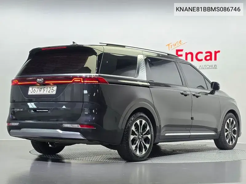 Carnival 4Th Generation 9 -Seater Signature VIN: KNANE81BBMS086746 Lot: 39632077