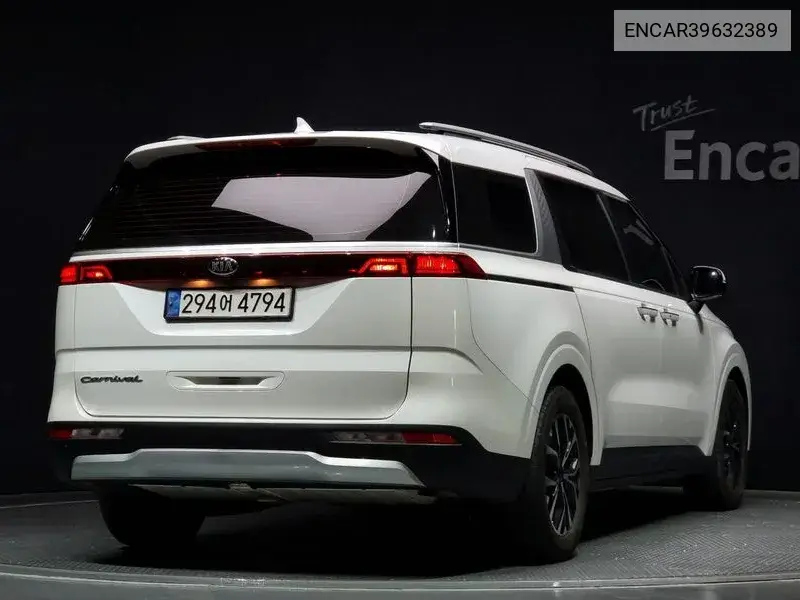 Carnival 4Th Generation 9 -Seater Prestige VIN: ENCAR39632389 Lot: 39632389