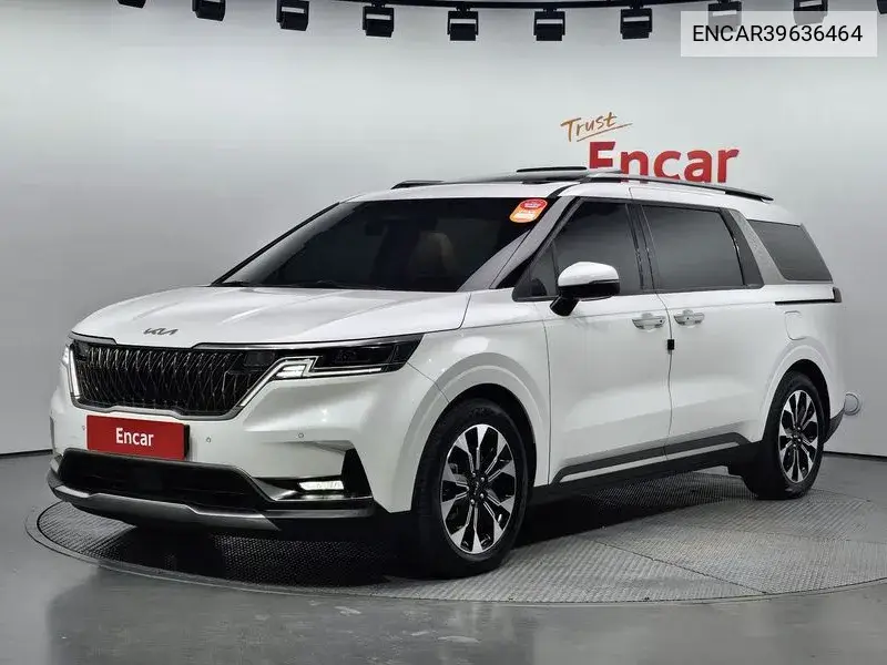 Carnival 4Th Generation 9 -Seater Signature VIN: ENCAR39636464 Lot: 39636464