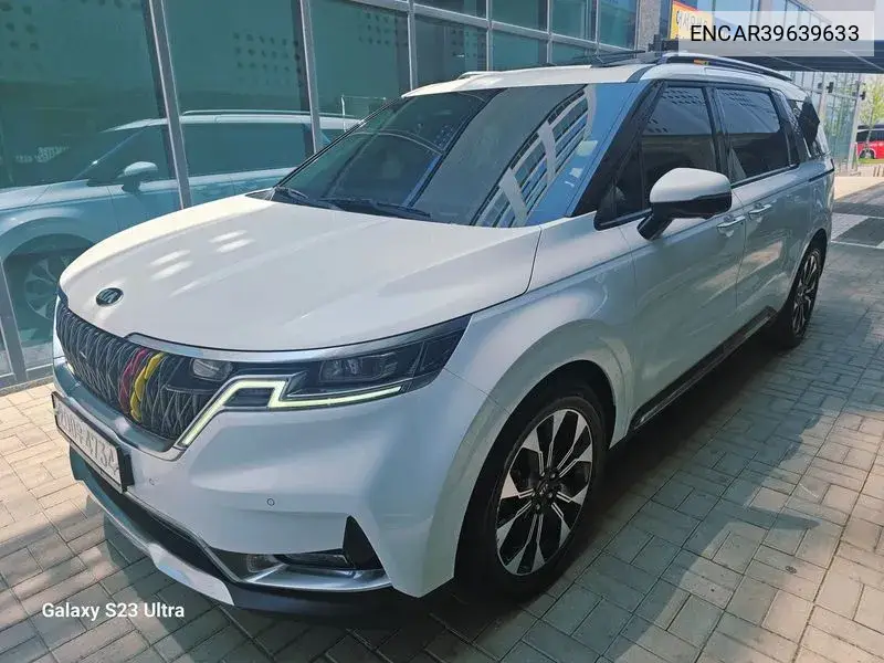 Carnival 4Th Generation 9 -Seater Noblesse VIN: ENCAR39639633 Lot: 39639633