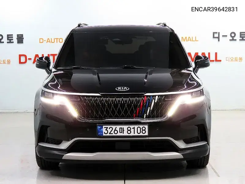 Carnival 4Th Generation 9 -Seater Prestige VIN: ENCAR39642831 Lot: 39642831