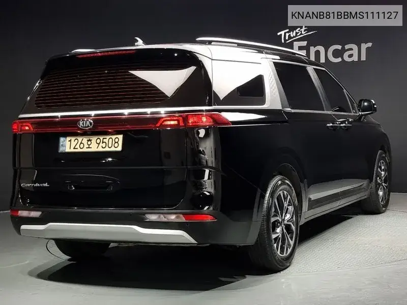 Carnival 4Th Generation 9 -Seater Prestige VIN: KNANB81BBMS111127 Lot: 39967173
