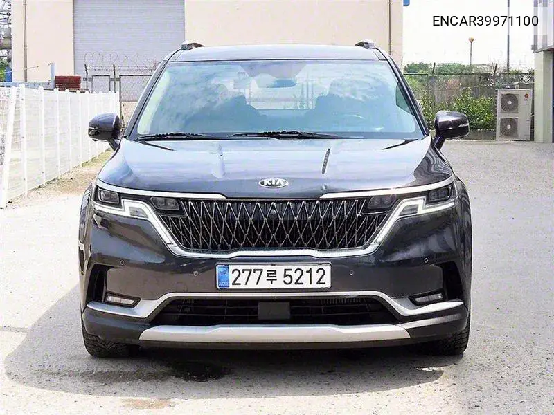 Carnival 4Th Generation 9 -Seater Prestige VIN: ENCAR39971100 Lot: 39971100