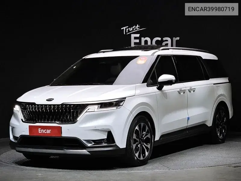 Carnival 4Th Generation 9 -Seater Signature VIN: ENCAR39980719 Lot: 39980719