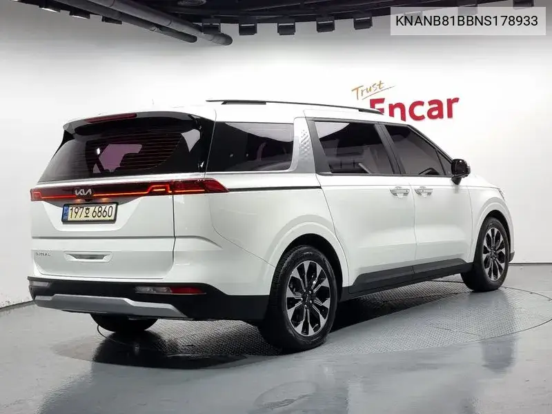 Carnival 4Th Generation 9 -Seater Prestige VIN: KNANB81BBNS178933 Lot: 39626736