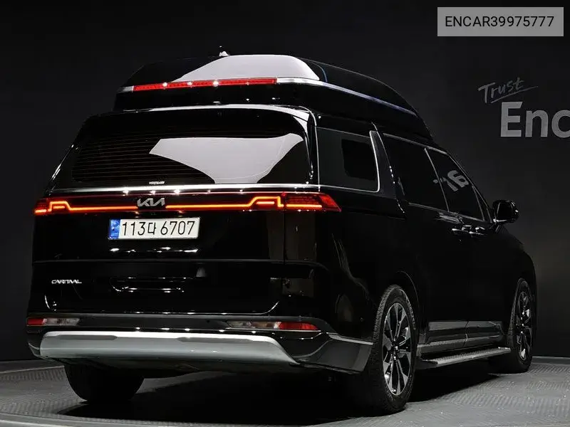 Carnival 4Th Generation Gasoline 9 -Seater High Limousine Signature VIN: ENCAR39975777 Lot: 39975777