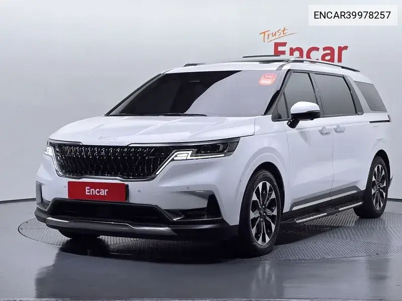 Carnival 4Th Generation 9 -Seater Signature VIN: ENCAR39978257 Lot: 39978257