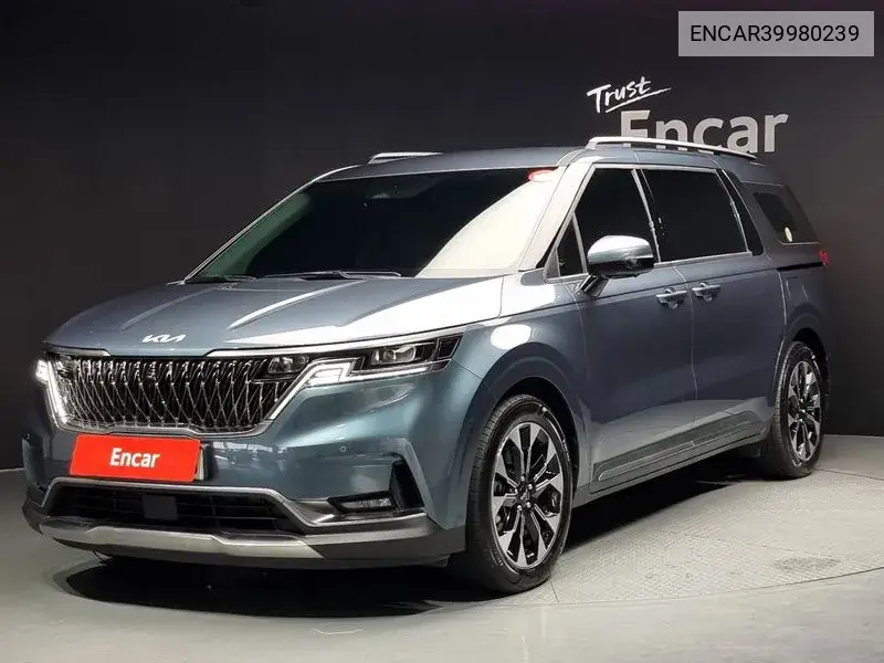 Carnival 4Th Generation 9 -Seater Noblesse VIN: ENCAR39980239 Lot: 39980239