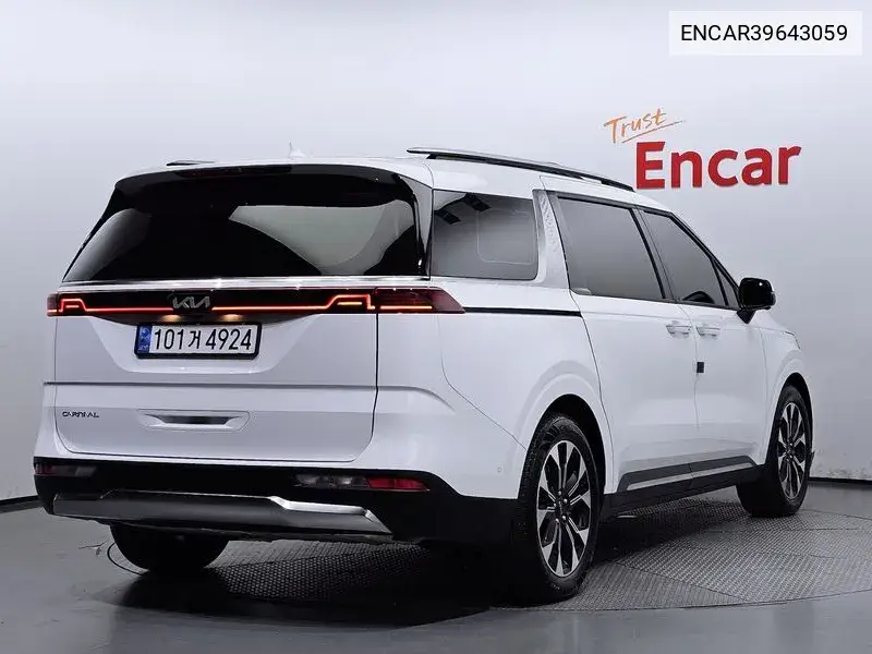 Carnival 4Th Generation 7 -Seater Signature VIN: ENCAR39643059 Lot: 39643059