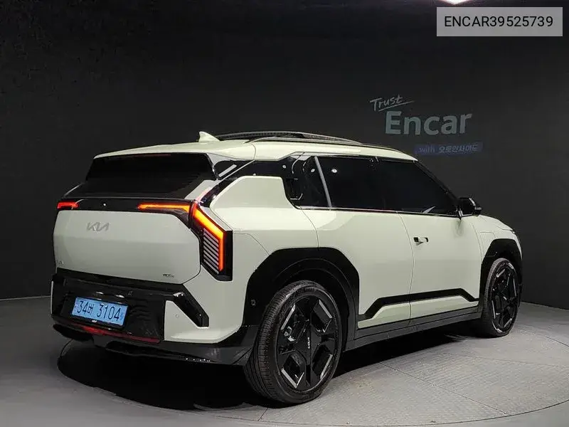 Ev3 Long Range 2Wd Gt-Line VIN: ENCAR39525739 Lot: 39525739