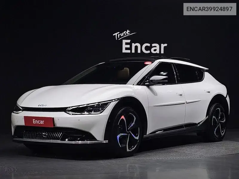 Ev6 Long Range Earth VIN: ENCAR39924897 Lot: 39924897