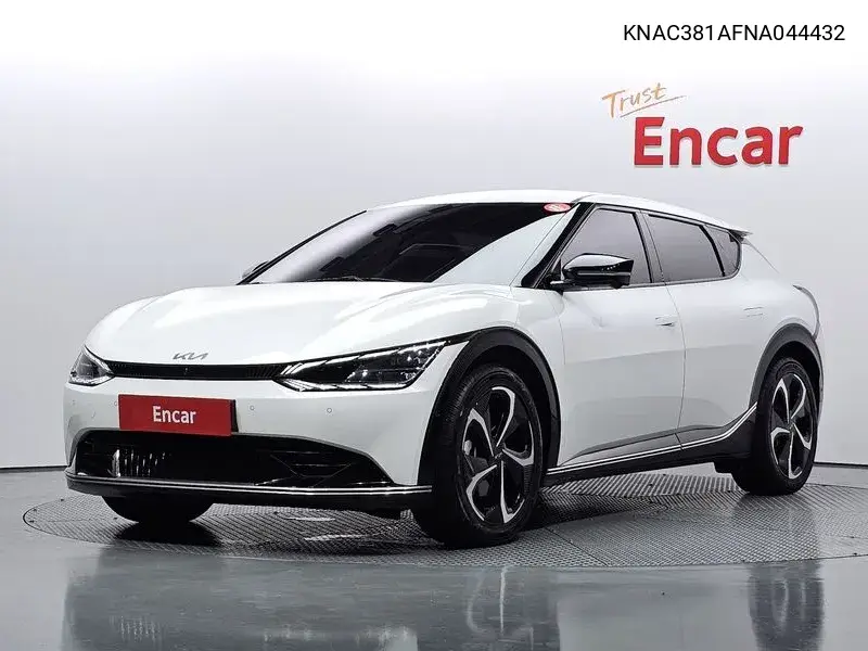 Ev6 Long Range Earth VIN: KNAC381AFNA044432 Lot: 39900141