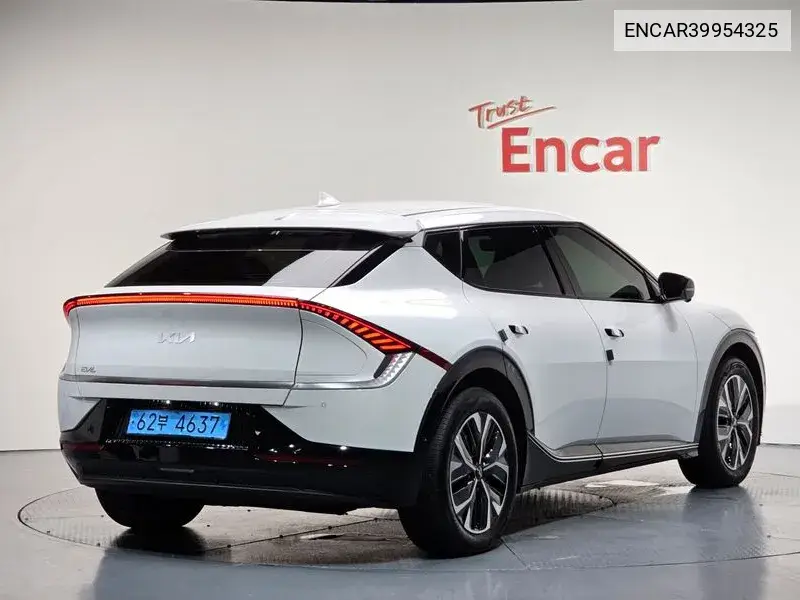 Ev6 Long Range 4Wd Earth VIN: ENCAR39954325 Lot: 39954325