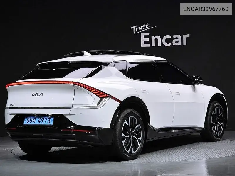 Ev6 Long Range Earth VIN: ENCAR39967769 Lot: 39967769