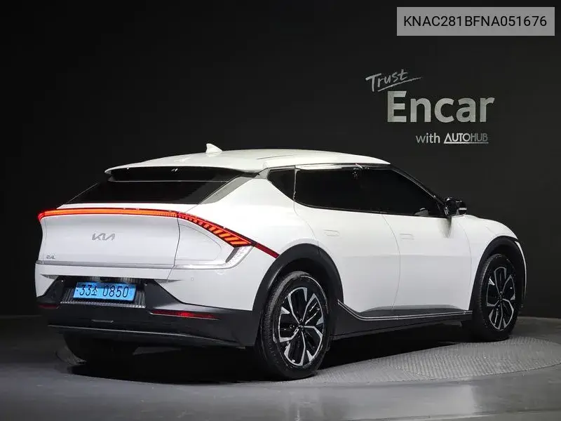 Ev6 Standard Air VIN: KNAC281BFNA051676 Lot: 39976775