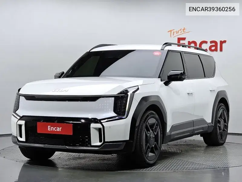 Ev9 Long Range 4Wd Gt Line VIN: ENCAR39360256 Lot: 39360256