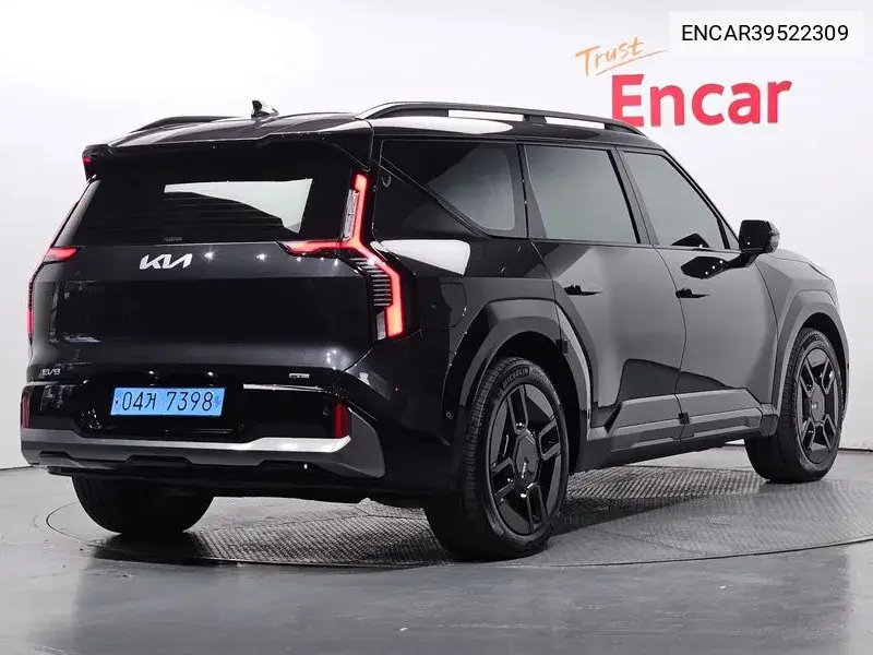 Kia Ev9 Long Range 4Wd, 2023 VIN: ENCAR39522309 Lot: 39522309