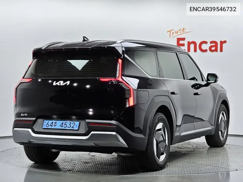 Ev9 Long Range Air VIN: ENCAR39546732 Lot: 39546732