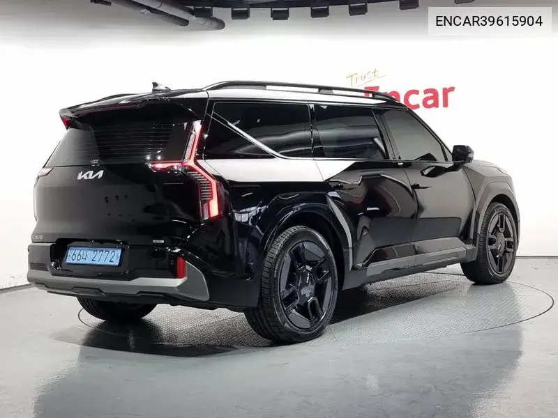 Ev9 Long Range 4Wd Gt Line VIN: ENCAR39615904 Lot: 39615904