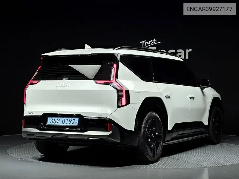 Ev9 Long Range 4Wd Gt Line VIN: ENCAR39927177 Lot: 39927177