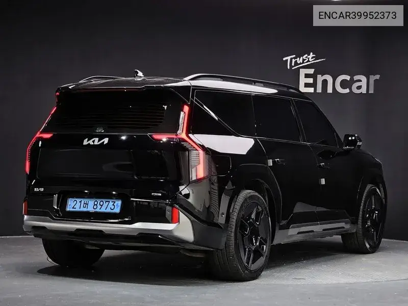 Ev9 Long Range 4Wd Gt Line VIN: ENCAR39952373 Lot: 39952373