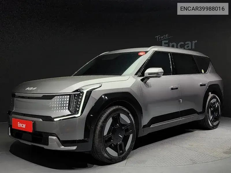 Ev9 Long Range 4Wd Earth VIN: ENCAR39988016 Lot: 39988016