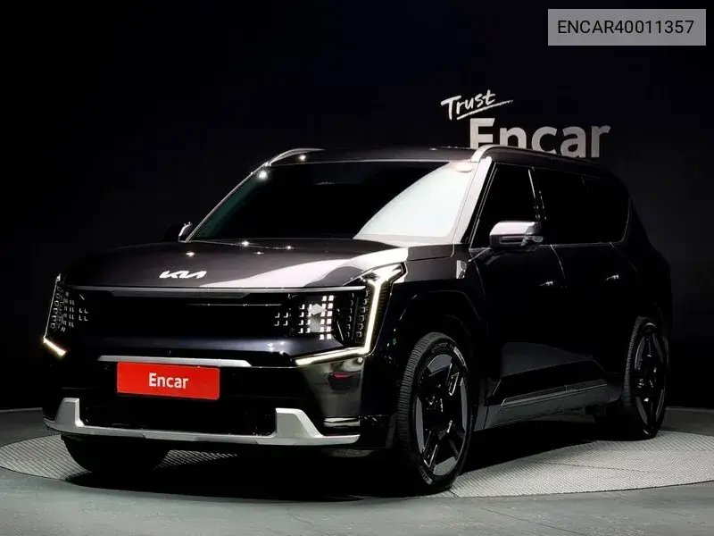 Ev9 Long Range 4Wd Earth VIN: ENCAR40011357 Lot: 40011357