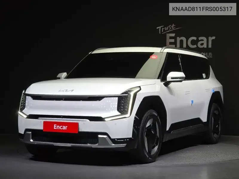 Ev9 Long Range Earth VIN: KNAAD811FRS005317 Lot: 40039690