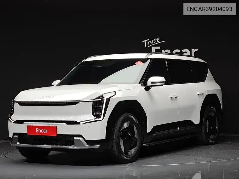 Ev9 Long Range Earth VIN: ENCAR39204093 Lot: 39204093