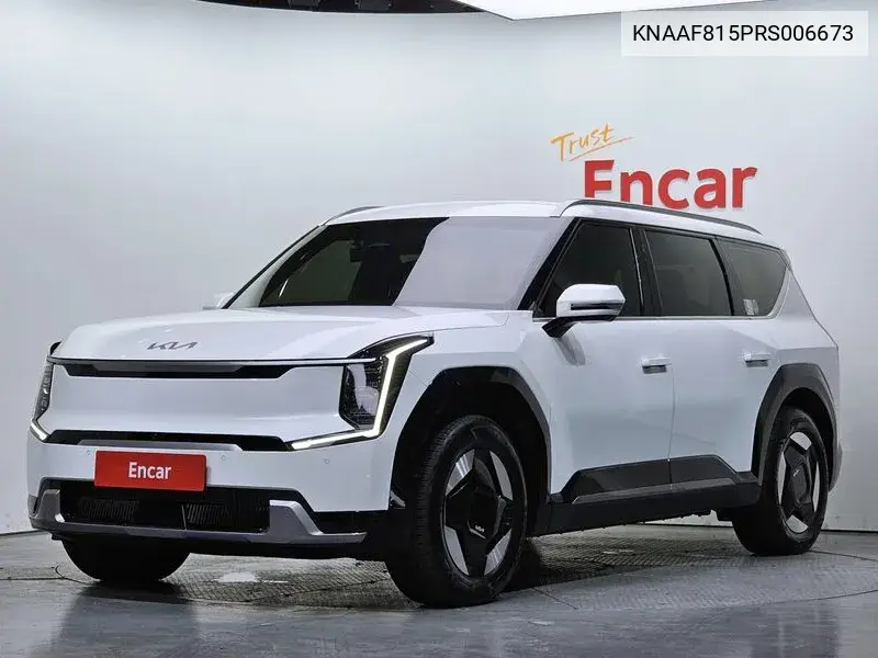 Ev9 Long Range 4Wd Earth VIN: KNAAF815PRS006673 Lot: 39570776