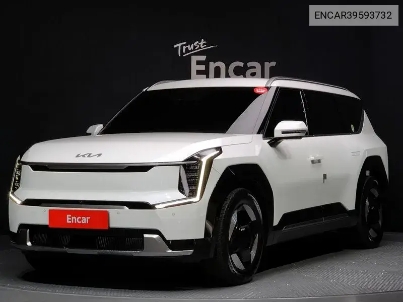 Ev9 Long Range Earth VIN: ENCAR39593732 Lot: 39593732