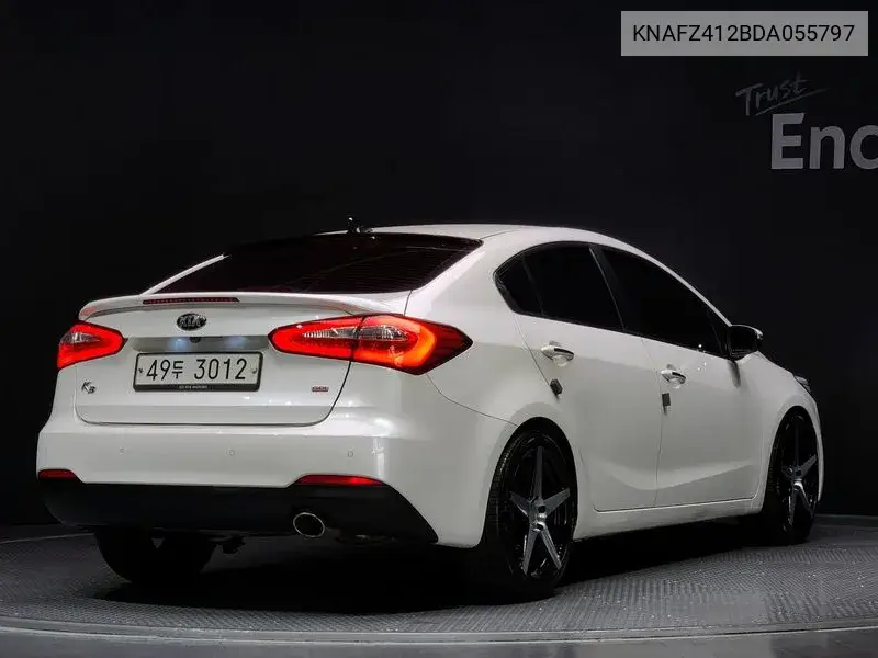K3 Noblesse VIN: KNAFZ412BDA055797 Lot: 39974881
