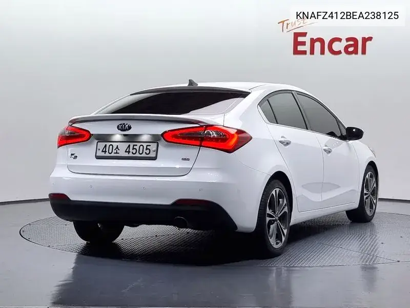 K3 Noblesse VIN: KNAFZ412BEA238125 Lot: 39610628