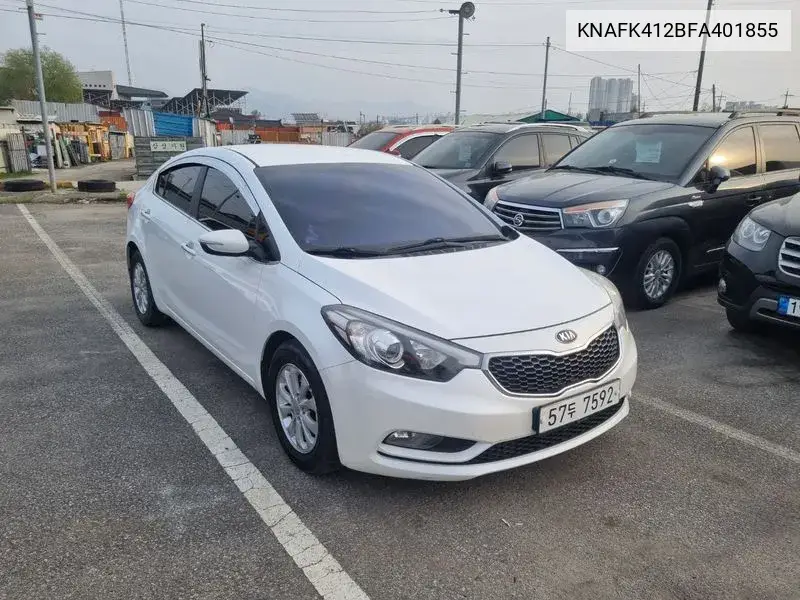 K3 Luxury VIN: KNAFK412BFA401855 Lot: 39564675