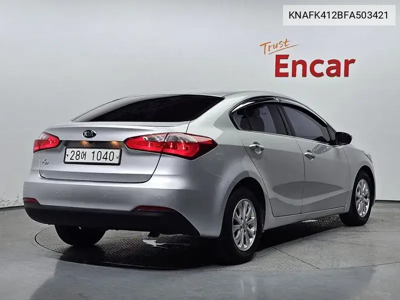 K3 Luxury VIN: KNAFK412BFA503421 Lot: 39978389