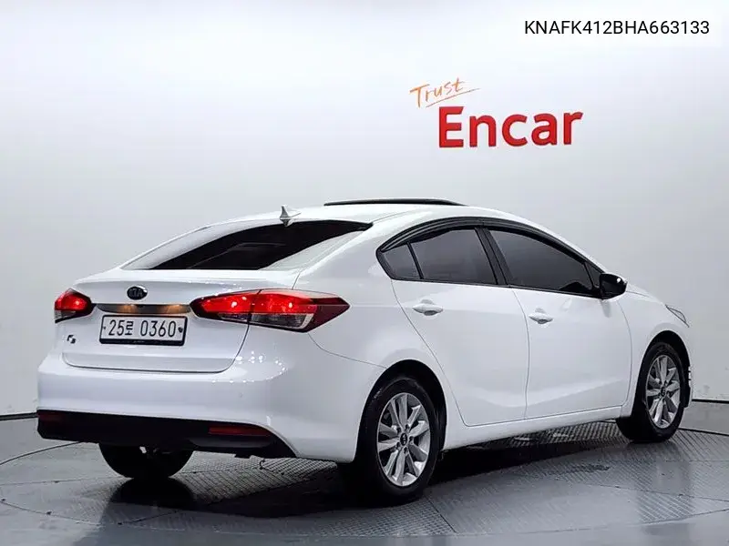 The New K3 Trendy VIN: KNAFK412BHA663133 Lot: 39920387