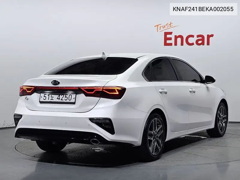 All New K3 Luxury VIN: KNAF241BEKA002055 Lot: 39974858