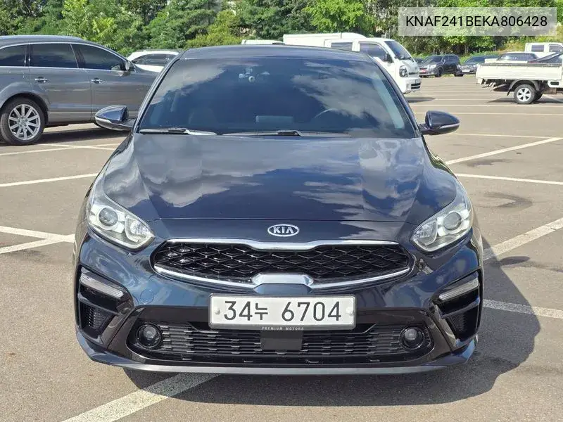 All New K3 Luxury VIN: KNAF241BEKA806428 Lot: 39980591
