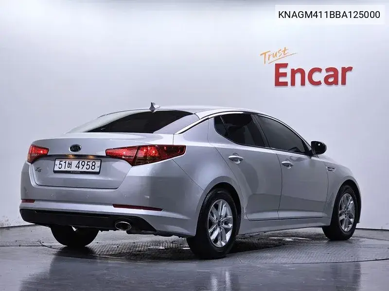K5 2.0 Smart Special VIN: KNAGM411BBA125000 Lot: 39964077
