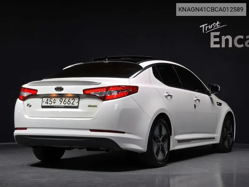 K5 Hybrid Prestige VIN: KNAGN41CBCA012589 Lot: 39559320