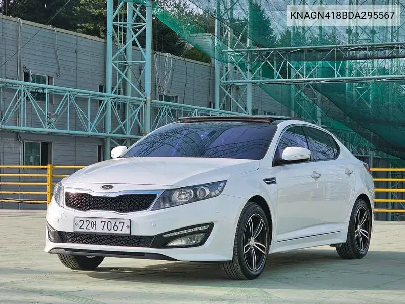 K5 Lpi Prestige VIN: KNAGN418BDA295567 Lot: 39617768