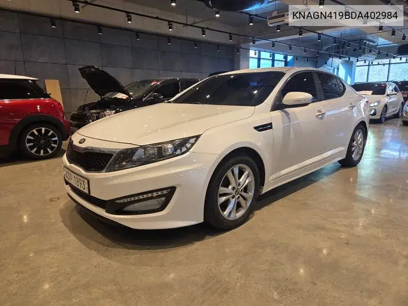 The New K5 Prestige VIN: KNAGN419BDA402984 Lot: 39274767