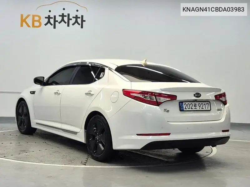 K5 Hybrid Prestige VIN: KNAGN41CBDA03983 Lot: 39356223