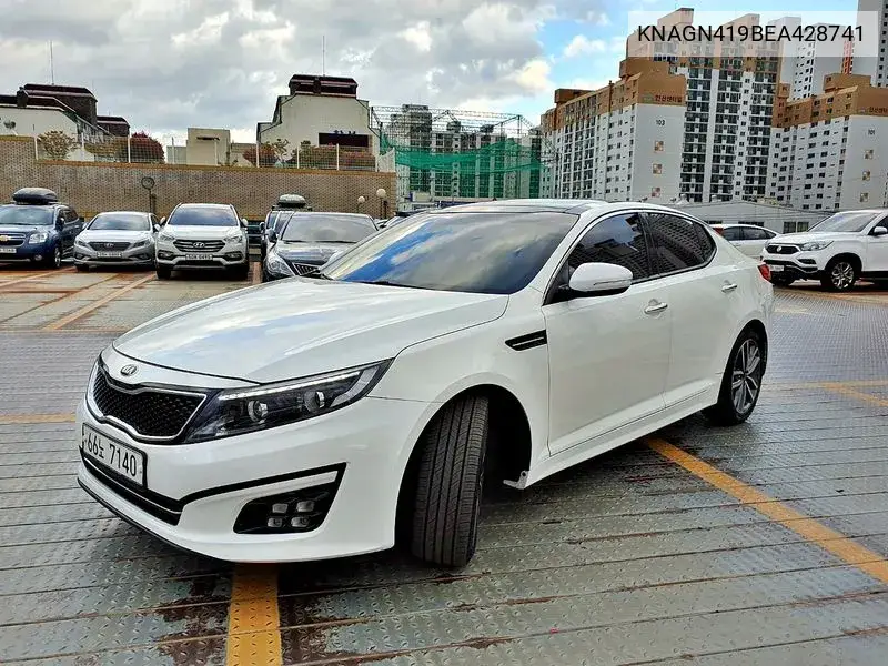 The New K5 Prestige VIN: KNAGN419BEA428741 Lot: 39619430
