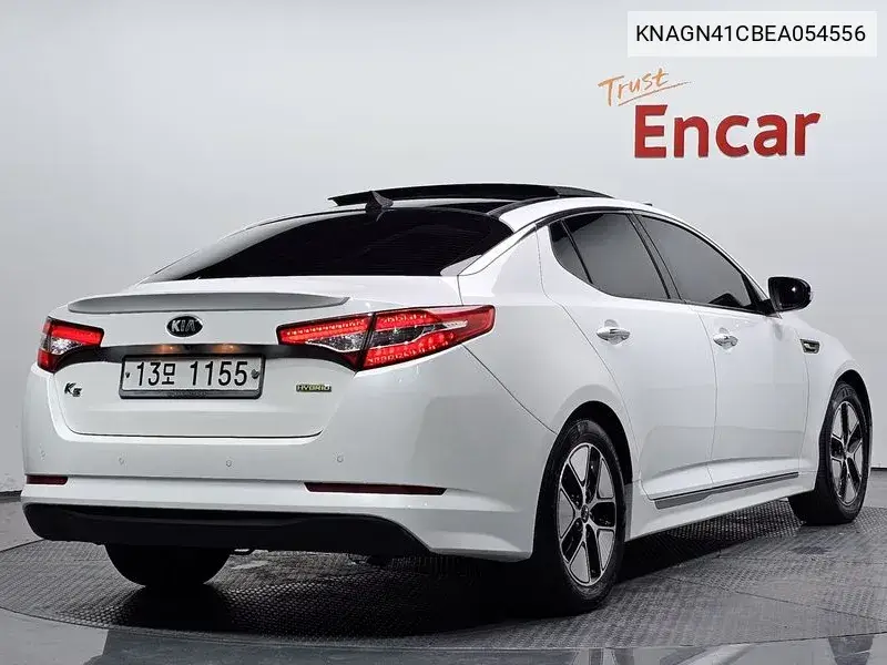 K5 Hybrid Prestige VIN: KNAGN41CBEA054556 Lot: 39631901