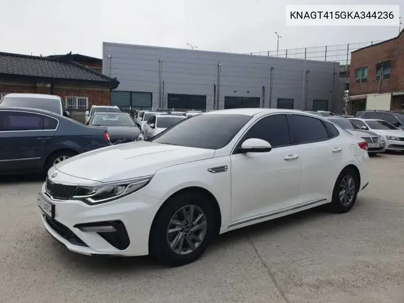 The New K5 2Nd Generation 1.7 Diesel Prestige VIN: KNAGT415GKA344236 Lot: 39634069