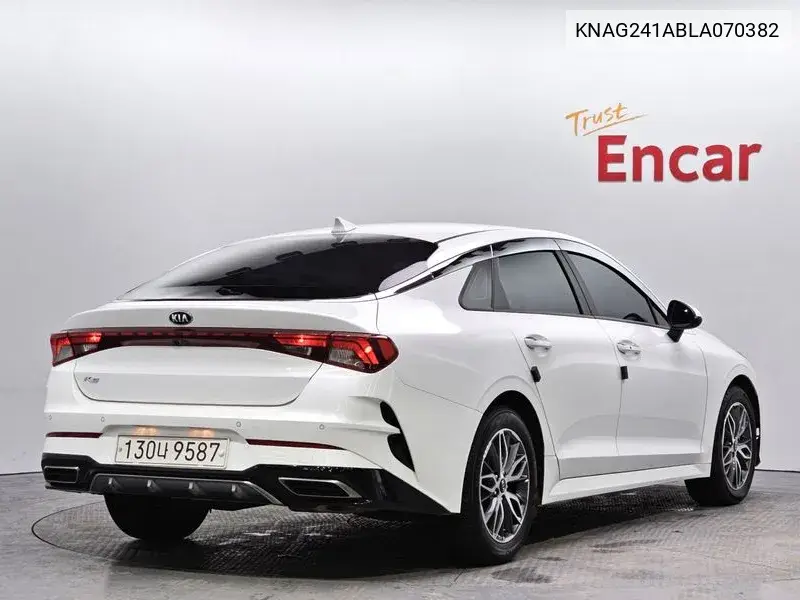 K5 3Rd Generation 2.0 Prestige VIN: KNAG241ABLA070382 Lot: 39017350