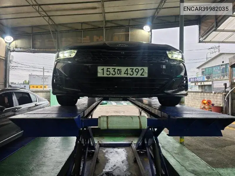 K5 3Rd Generation 1.6 Turbo Signature VIN: ENCAR39982035 Lot: 39982035