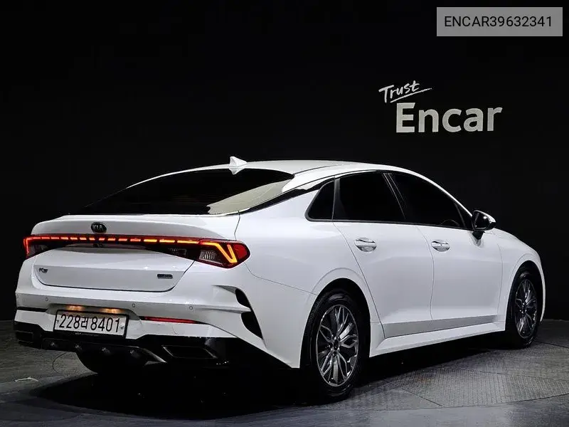 K5 Hybrid 3Rd Generation Prestige VIN: ENCAR39632341 Lot: 39632341