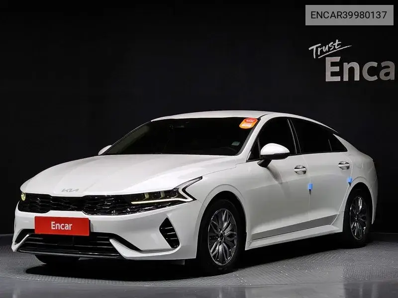 K5 Hybrid 3Rd Generation Noblesse VIN: ENCAR39980137 Lot: 39980137